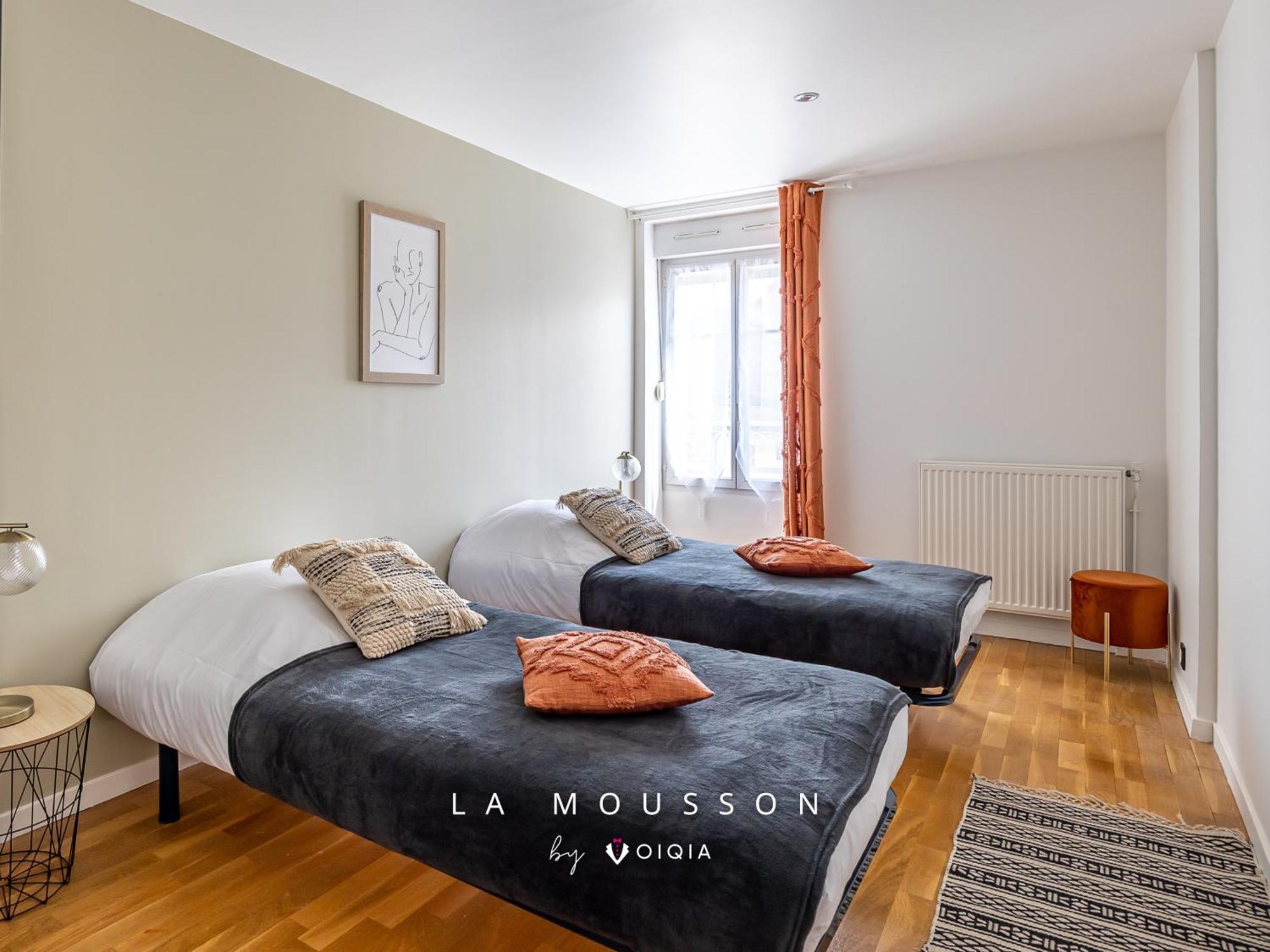 La Mousson ~ Centre-Ville ~ Arrivee Autonome Аноне Екстериор снимка